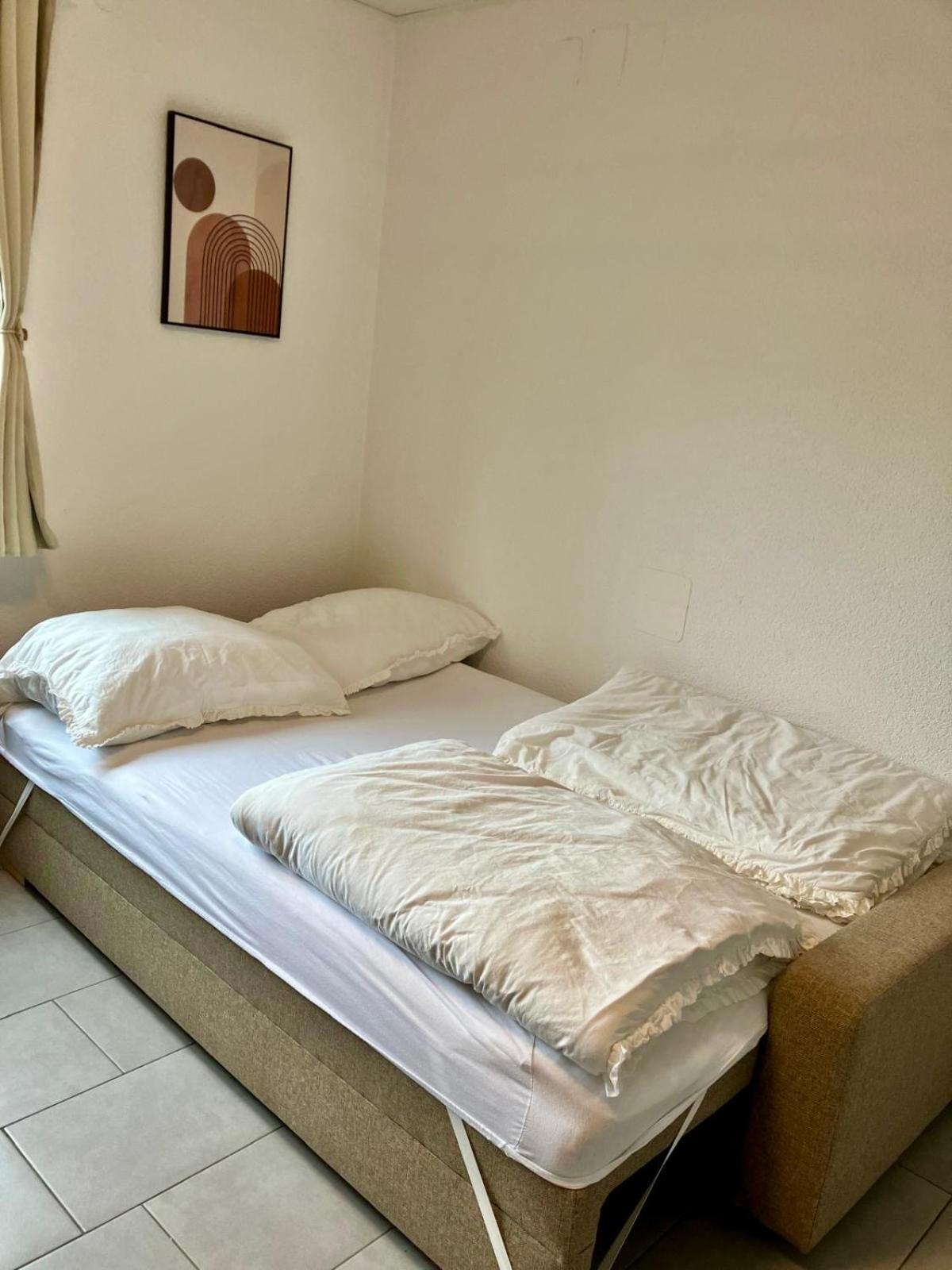 Ches Cozy Corner Helle 1 Zimmer Wohnung Höchberg Εξωτερικό φωτογραφία